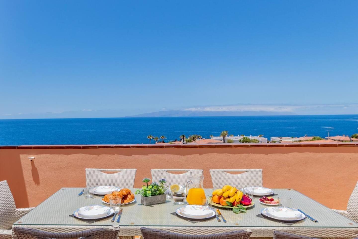 Penthouse Apt With Jacuzzi By Dream Homes Tenerife Puerto de Santiago  Exterior photo