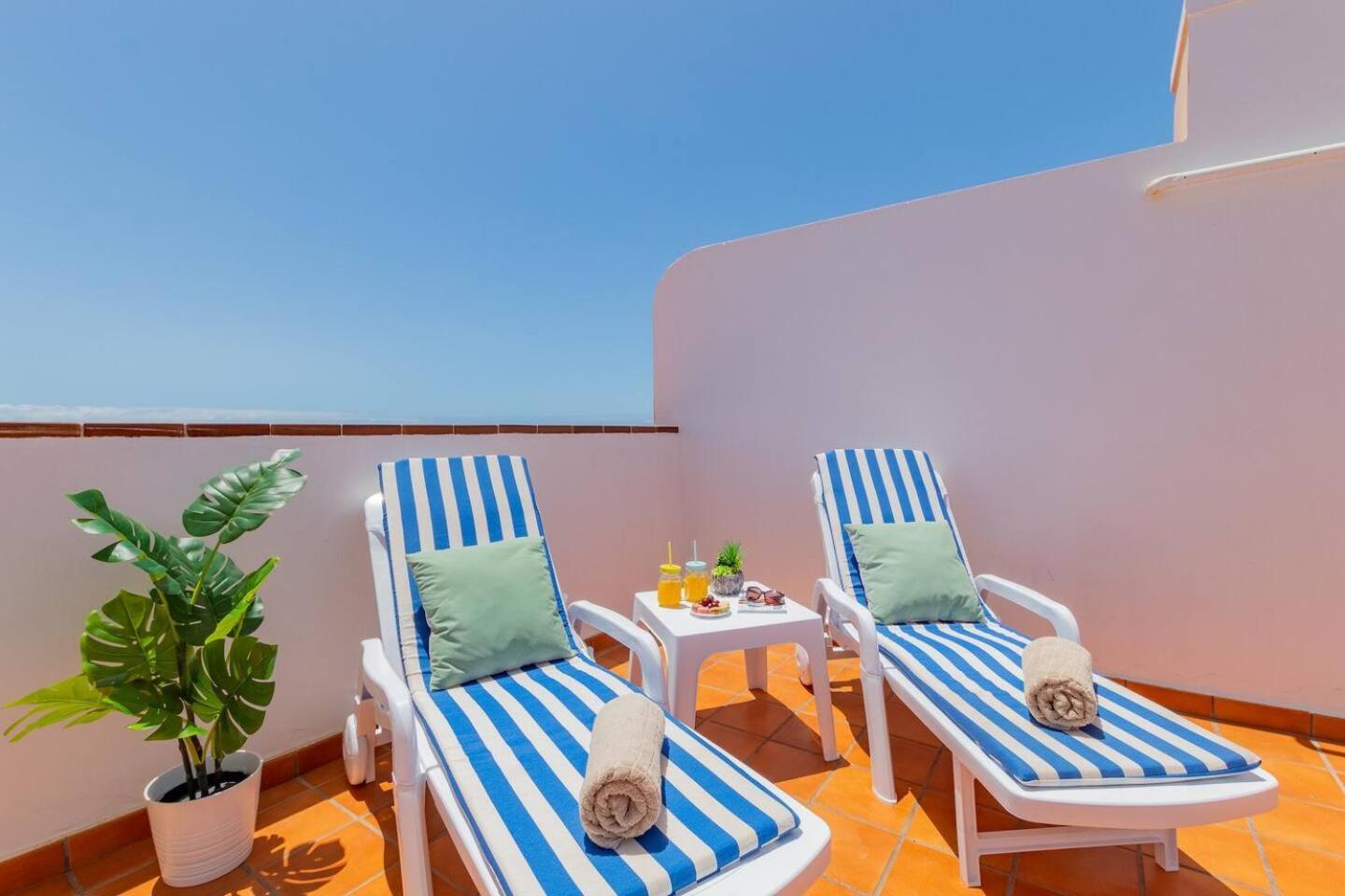 Penthouse Apt With Jacuzzi By Dream Homes Tenerife Puerto de Santiago  Exterior photo